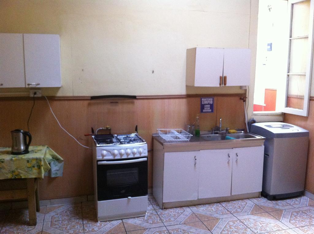 Hostal Tricontinental บัลปาราอีโซ ภายนอก รูปภาพ