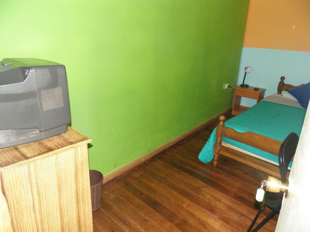 Hostal Tricontinental บัลปาราอีโซ ภายนอก รูปภาพ