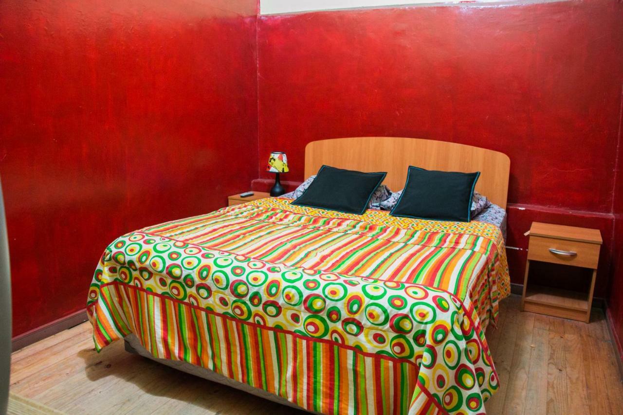 Hostal Tricontinental บัลปาราอีโซ ภายนอก รูปภาพ