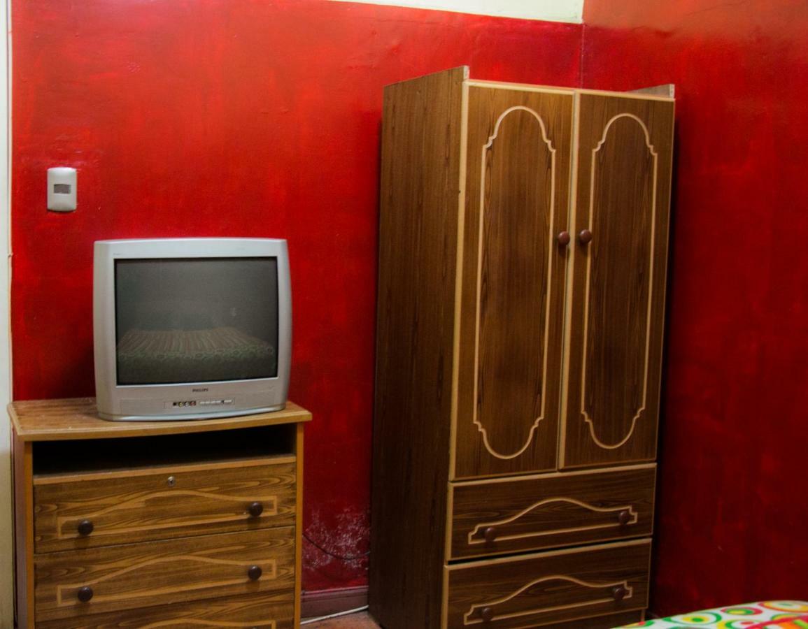 Hostal Tricontinental บัลปาราอีโซ ภายนอก รูปภาพ